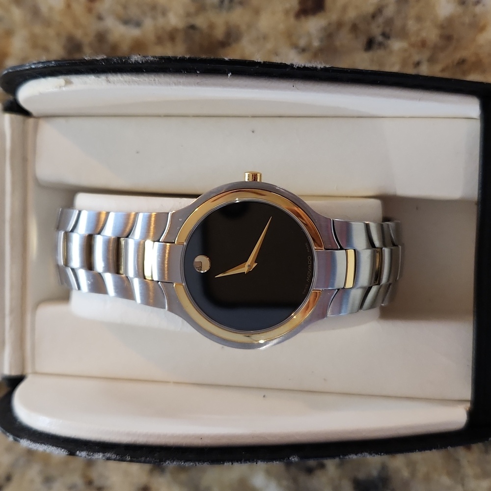 Men's Movado Wristwatch
